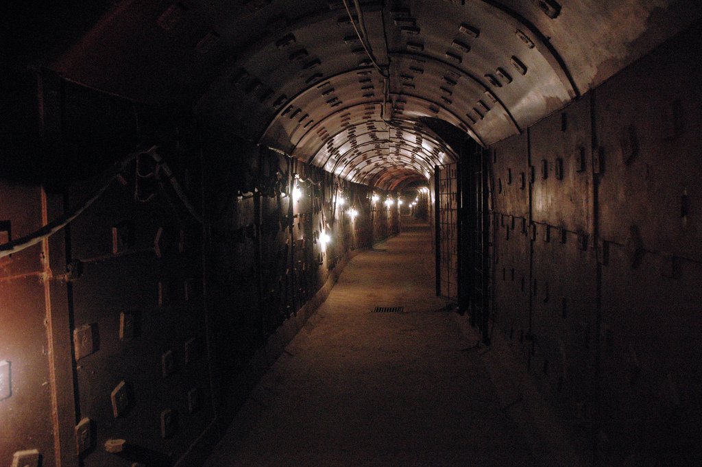 Túneis Bunker 42