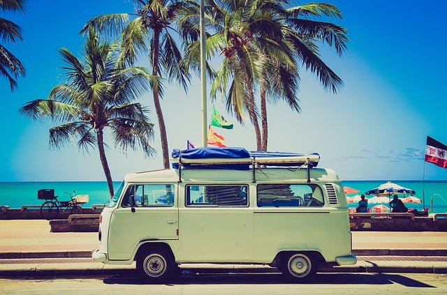 Lugares Baratos para viajar no Brasil – Kombi preparada para Viajar com Grupo de Amigos Svg+xml,%3Csvg%20xmlns%3D'http%3A%2F%2Fwww.w3