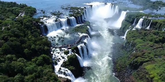 lugares mais lindos do Brasil Cataratas do Iguaçu lugares mais lindos do Brasil Cataratas do Iguaçu