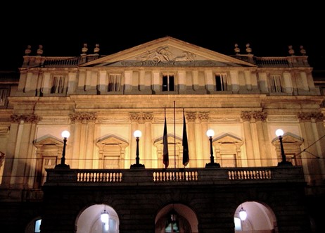 Foto: Teatro alla Scala – fonte: Wikipédia