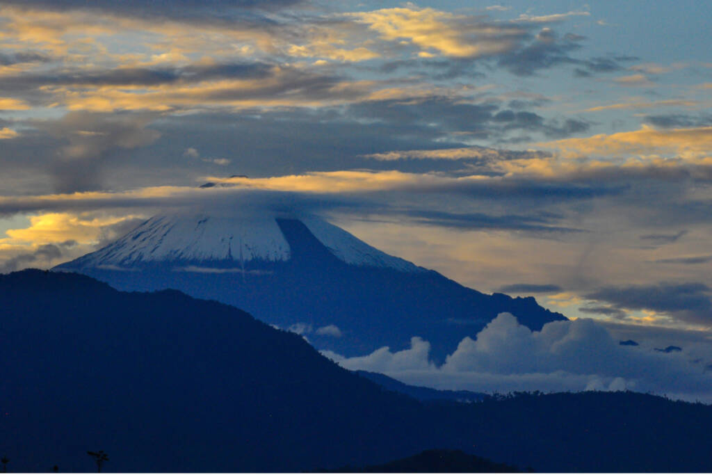 O Vulcão de Sangay no Equador - pontos turísticos