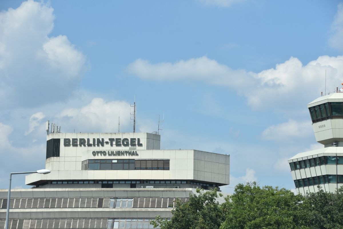Aeroporto Berlim Seguro Saude Viagem Alemanha Obrigatorio Assistente De Viagem