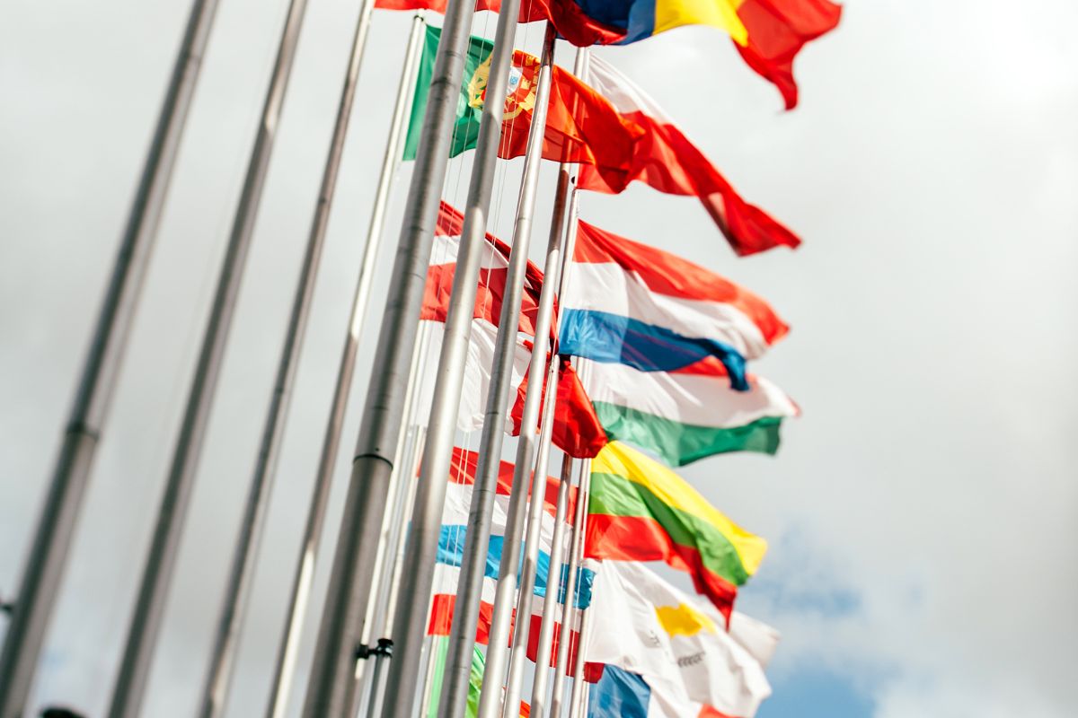 _países da europa abertos para brasileiros Svg+xml,%3Csvg%20xmlns%3D'http%3A%2F%2Fwww.w3