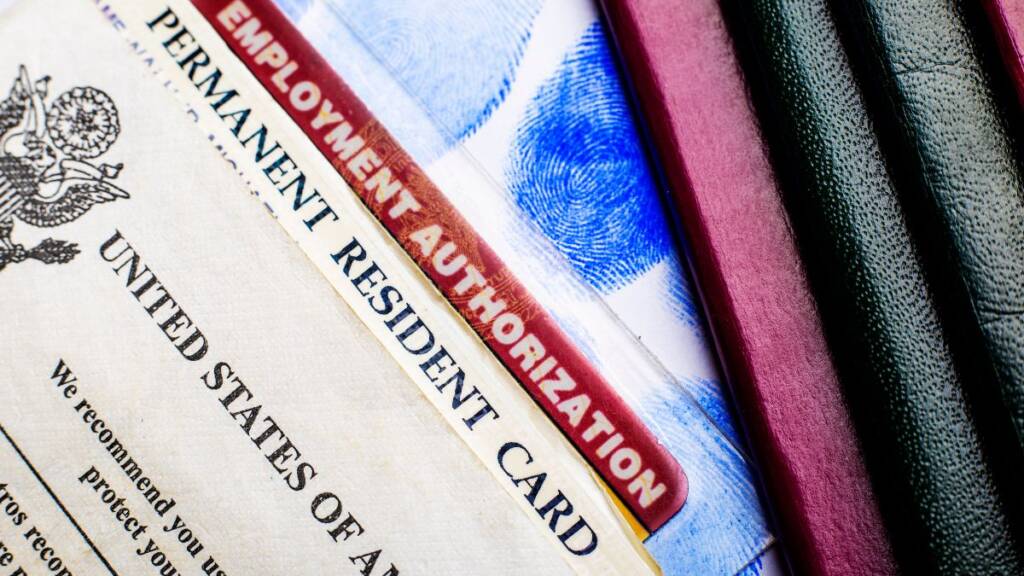 A Diferenca Entre Green Card E A Cidadania Nos Estados Unidos