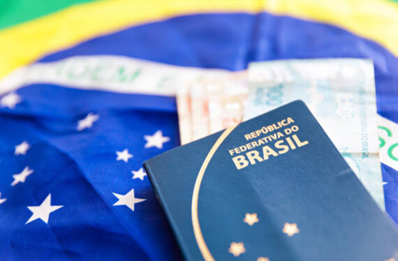 Precisa de passaporte para viajar dentro do Brasil