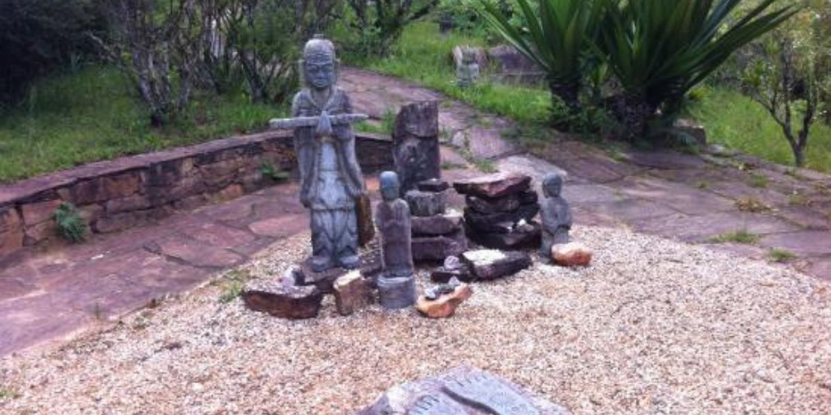 Mosteiro Budista Zen Pico Dos Raios