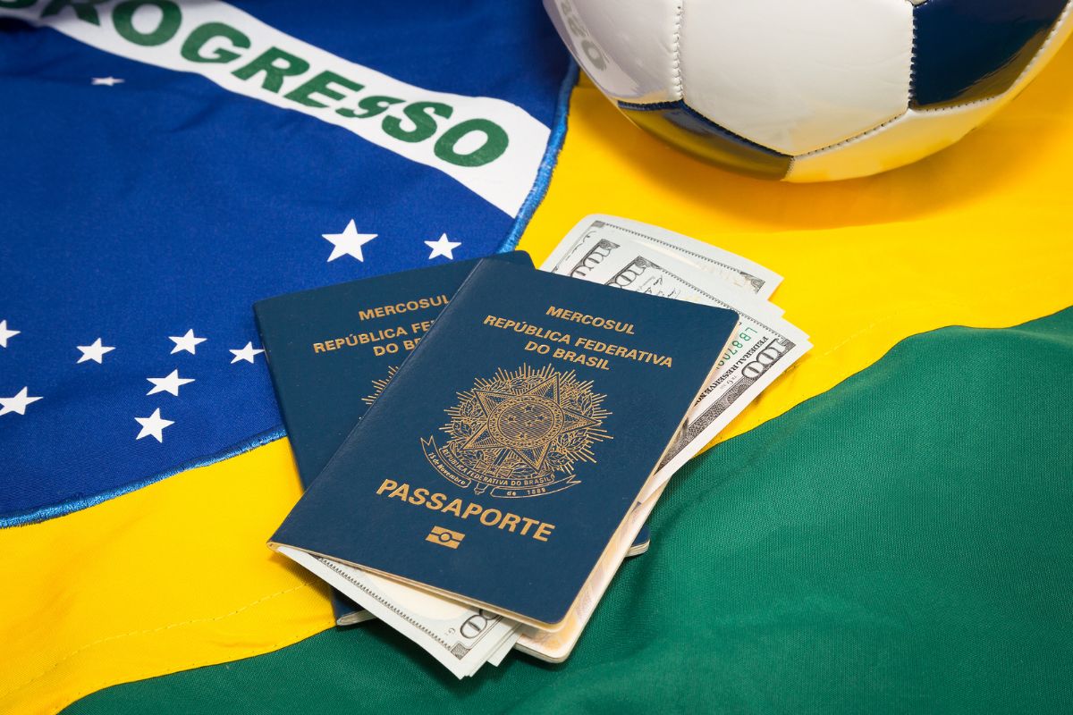 passaporte tem validade Svg+xml,%3Csvg%20xmlns%3D'http%3A%2F%2Fwww.w3