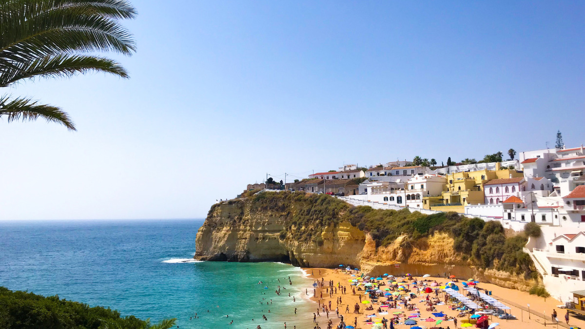 praias de Portugal Svg+xml,%3Csvg%20xmlns%3D'http%3A%2F%2Fwww.w3