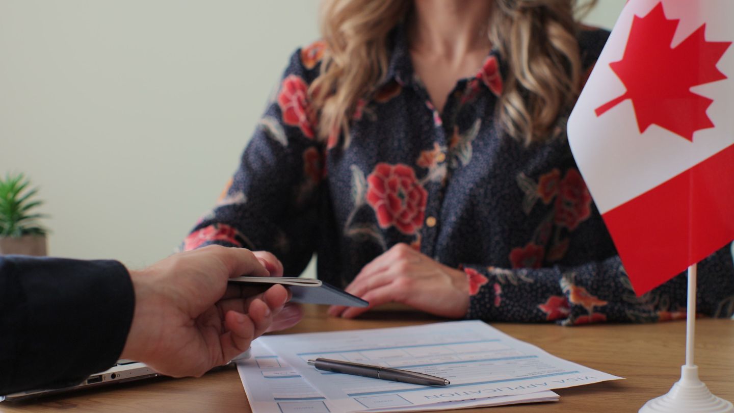 visto canadense (capa)