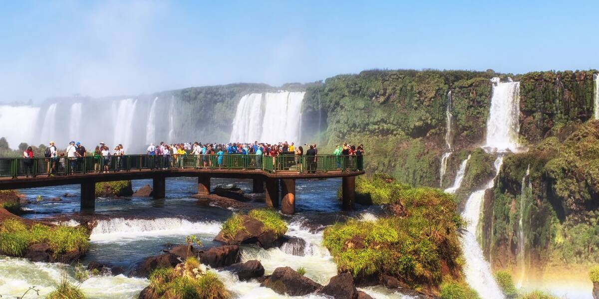 O que fazer em Foz do Iguaçu cataratas experiências imperdíveis