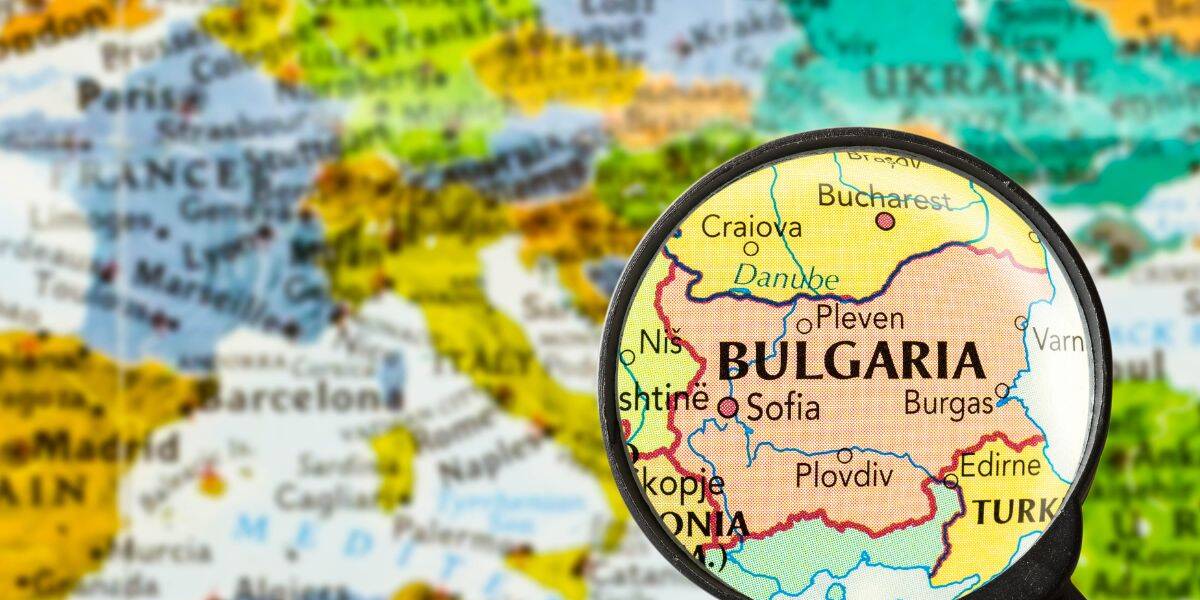 Capa o que fazer na Bulgária Svg+xml,%3Csvg%20xmlns%3D'http%3A%2F%2Fwww.w3